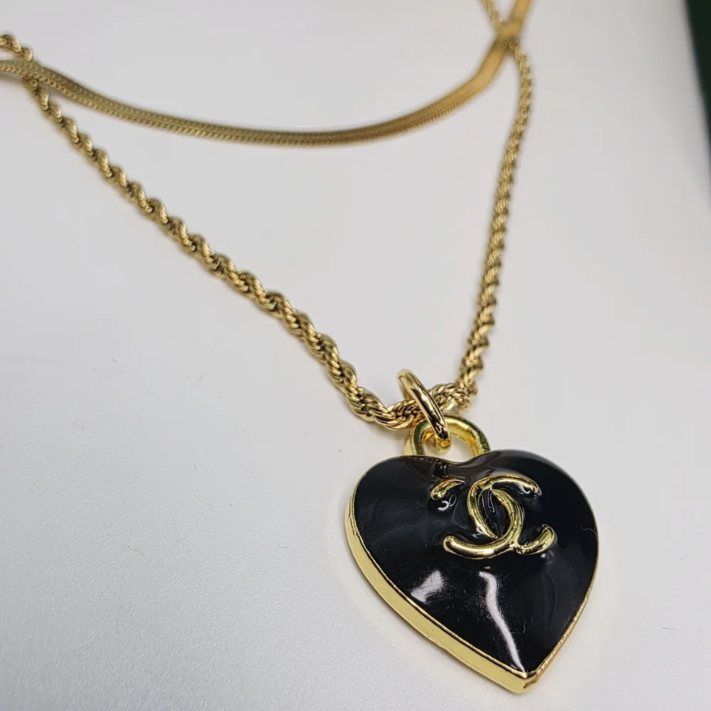 CHANEL Gold and Black Heart Necklace - Picture 5 of 5